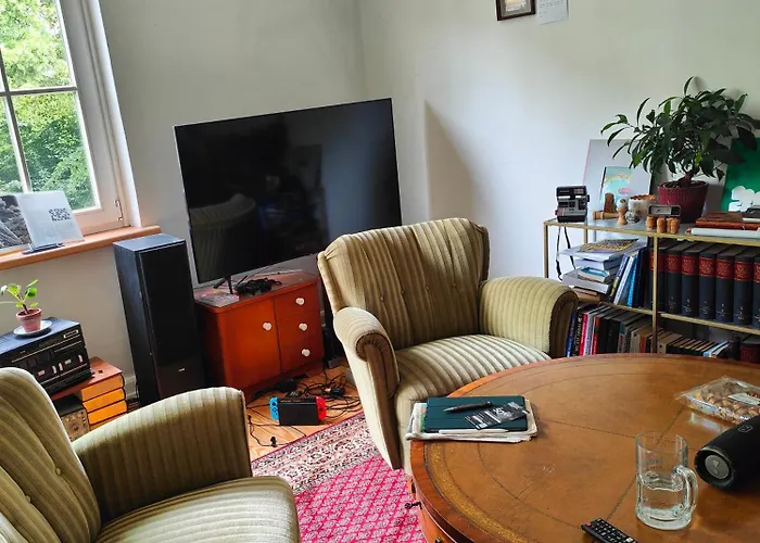 Ein Komfortables Haus Mit Grossem Wohnzimmer Hamburg-Harburg