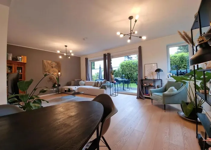 Ein Komfortables Haus Mit Grossem Wohnzimmer Apartment