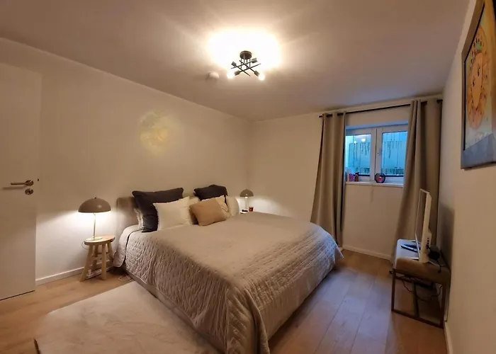Apartment Ein Komfortables Haus Mit Grossem Wohnzimmer