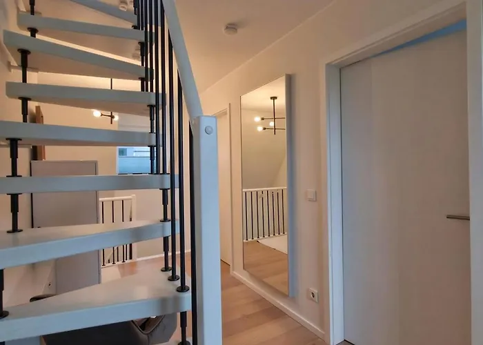 Ein Komfortables Haus Mit Grossem Wohnzimmer Apartment